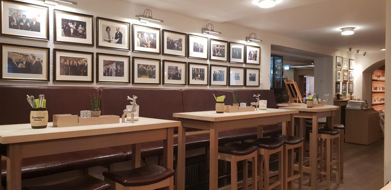 Zum Simonbraeu Bitburg Exterior foto
